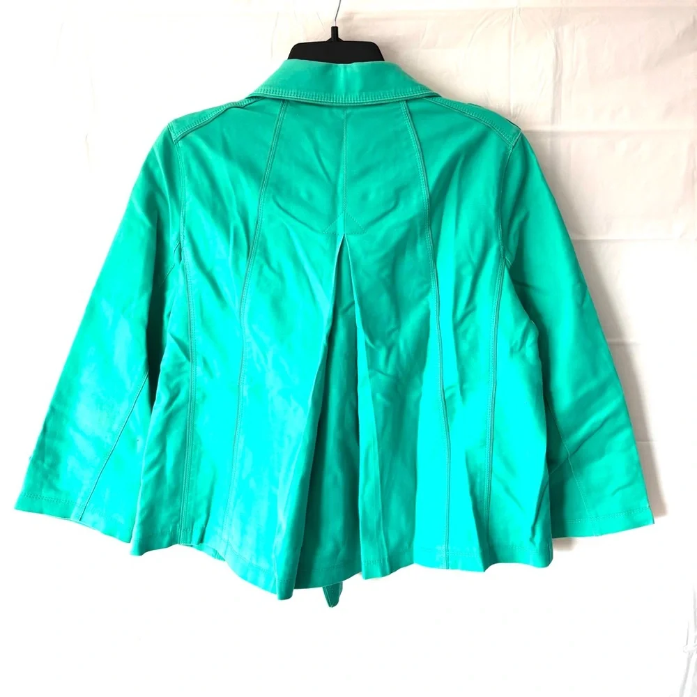 White House Black Market Green Swing Double Breasted Jacket SZ 8 Worn 1X - Picture 2 of 10